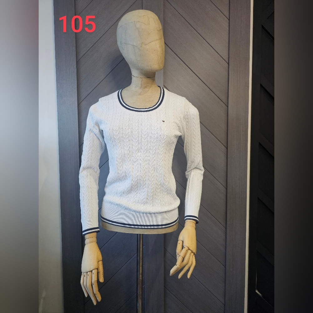 BUNDLE & SAVE • #105 • Tommy Hilfiger • Small
